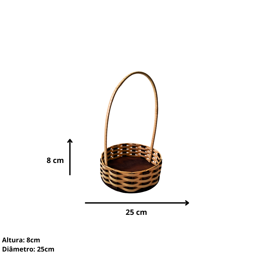 Cesta redonda de madeira de pinus e fibra sintética.